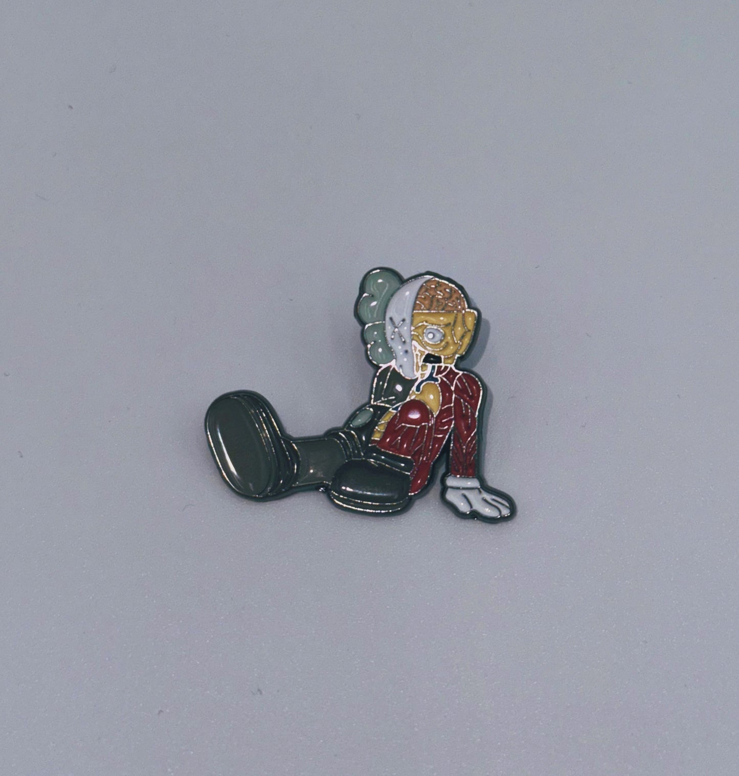 Pin Kaws