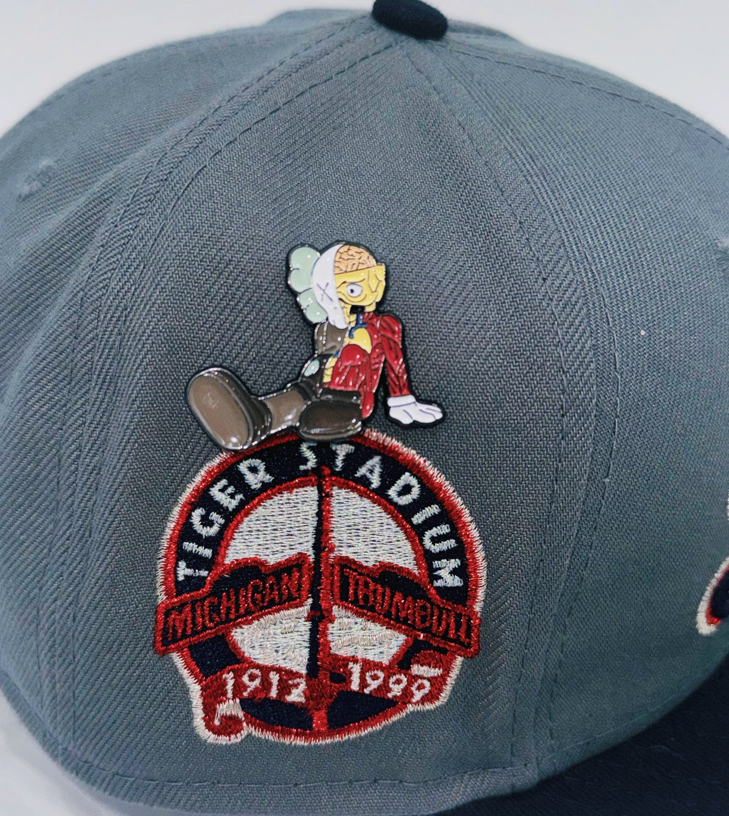 Pin Kaws